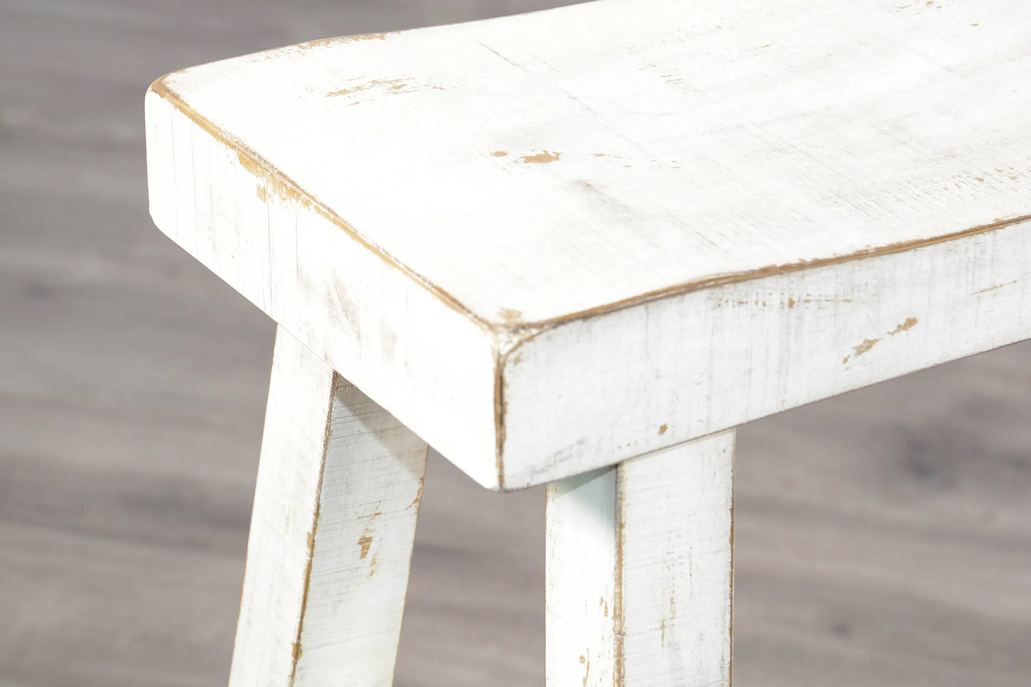White Sand 30'H Bench