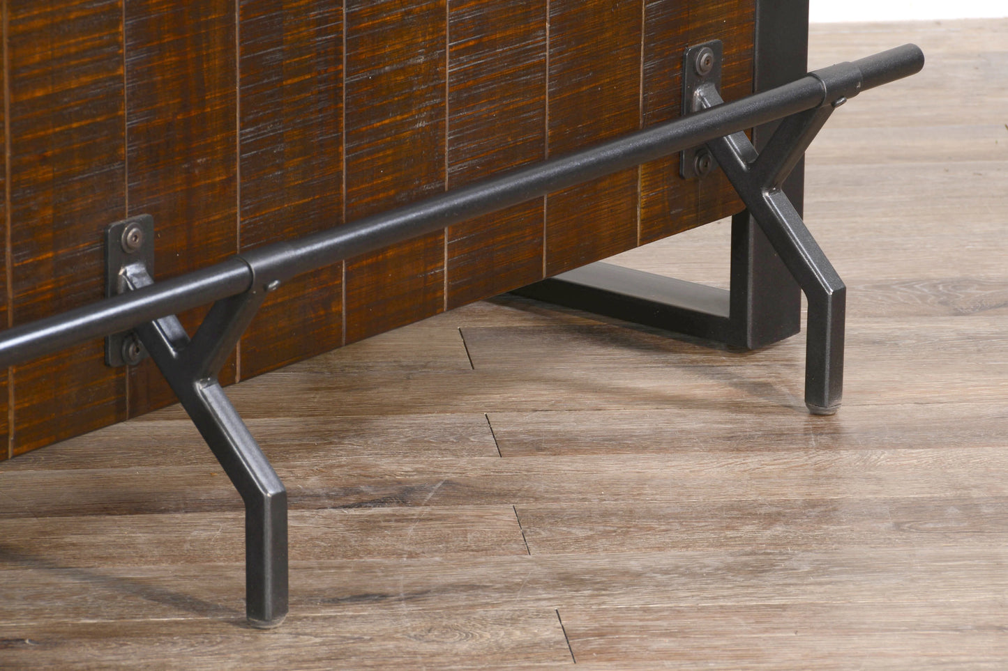 55” Homestead Bar - Tobacco Leaf finish